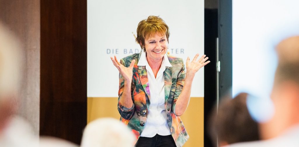 Anne Schüller ist die deutsche Expertin für kundenzentriertes Denken und Handeln. Im d1g1tal HUMAN Podcast diskutierte Sie unter anderem die Frage, was Unternehmen zu kundenzentrierten Organisationen macht.